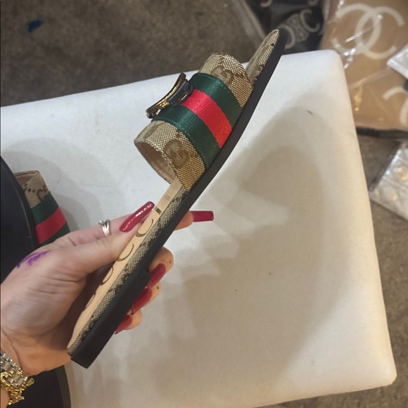 GG slides - Picture 6 of 7